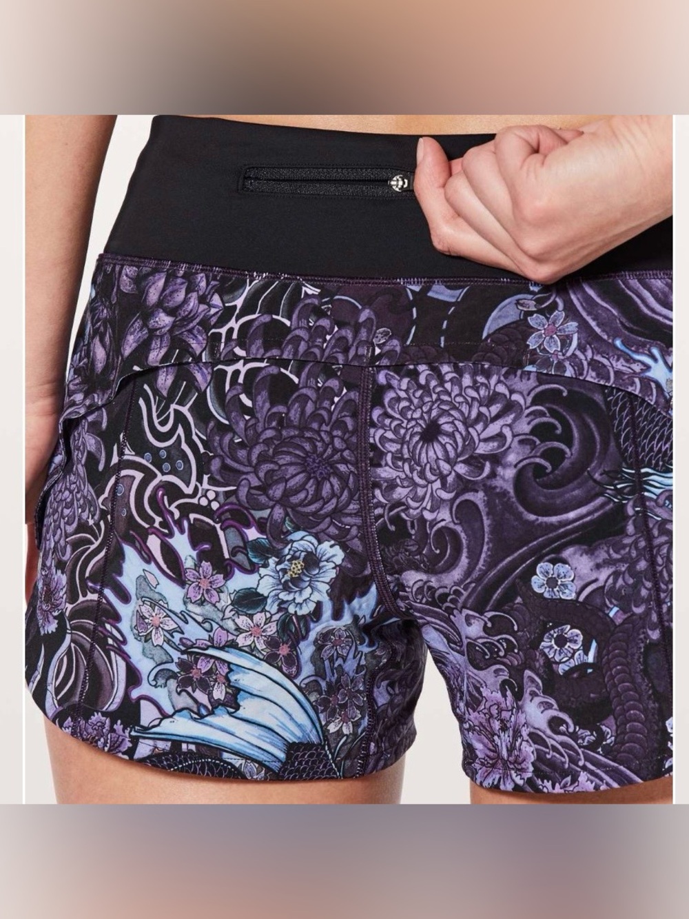 Lululemon Speed Up LR Shorts 4” Memoir Multi Purple Black Womens Sz 8 EUC lined